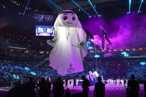 murale migranti qatar