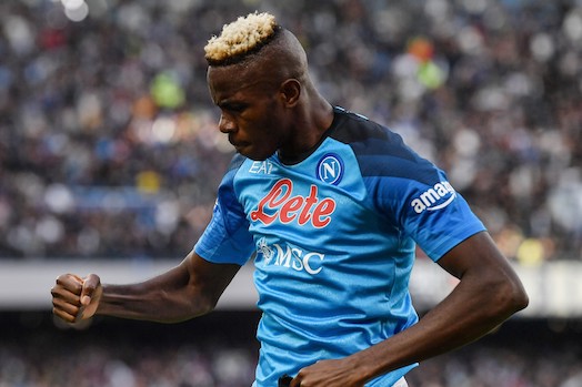 Osimhen ha battuto Valverde, Gavi, Alvarez. Nonostante gli infortuni e la Serie A Osimhen ha battuto Valverde, Gavi, Alvarez. Nonostante gli infortuni e la Serie A