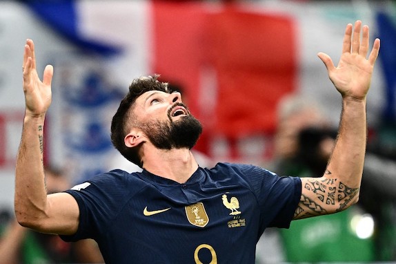 Giroud strumentalizzato dalla destra francese lepenista: bianco e cristiano, così si vince Giroud strumentalizzato dalla destra francese lepenista: bianco e cristiano, così si vince