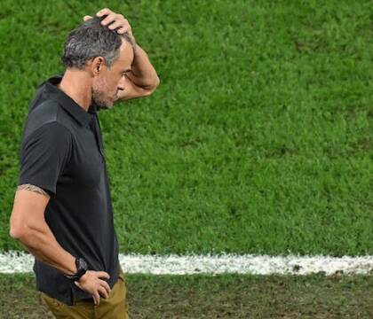 Luis Enrique, l’agente chiede 10 milioni netti, il Napoli può arrivare poco oltre i cinque (Gazzetta) Luis Enrique, l’agente chiede 10 milioni netti, il Napoli può arrivare poco oltre i cinque (Gazzetta)