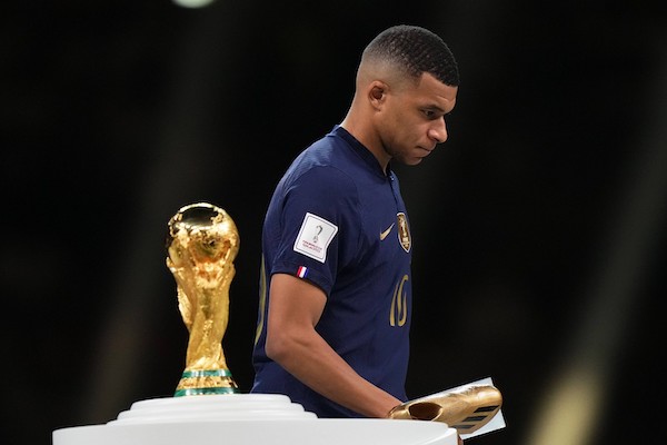 Siamo sicuri che la gestione di Mbappé dopo il Mondiale sia stata adeguata? (L’Equipe)