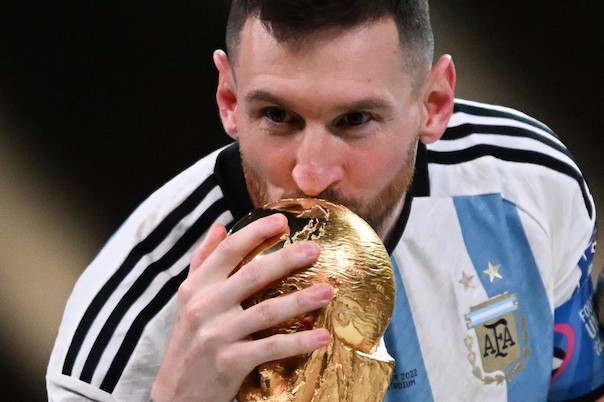 L’invocazione di Messi prima del rigore decisivo: «Vamos Diego, daselo!» (VIDEO)