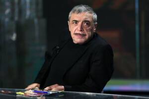 Frassica: «Sono parecchi i film di cui mi pento ma più un film era brutto e più mi facevo pagare» item-thumbnail