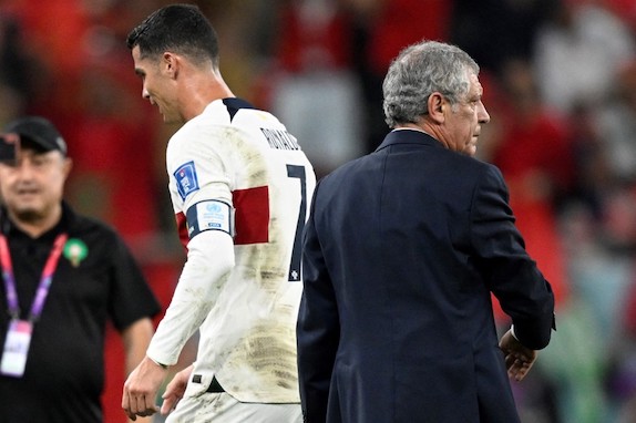 Portogallo, Cristiano Ronaldo e altri 7 (tra cui Leao) non hanno commentato l’addio di Santos