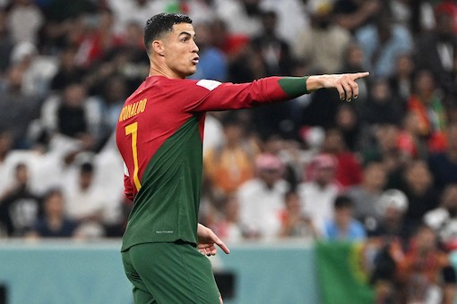 “Ronaldo litiga con Santos e vuole lasciare il Mondiale”. CR7 smentisce Record