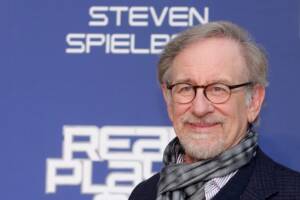 Spielberg: «Da bambino usavo la telecamera per ingraziarmi i compagni più popolari» item-thumbnail