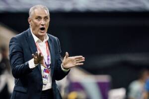 Tite annuncia le dimissioni da Ct del Brasile:« È finito un ciclo» item-thumbnail