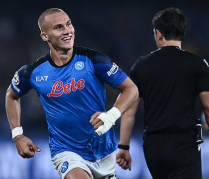 Napoli: la speranza è che Ostigard diventi titolare, Natan è la riserva (Libero) Napoli: la speranza è che Ostigard diventi titolare, Natan è la riserva (Libero)