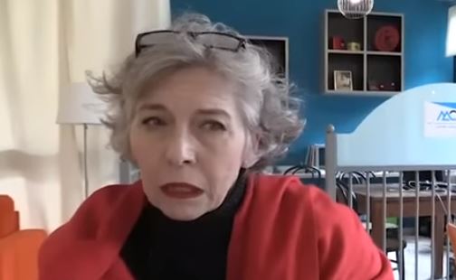 Irene Pivetti: «Vivo con mille euro al mese, per un anno ho messo lo stesso maglione e lo stesso jeans» Irene Pivetti: «Vivo con mille euro al mese, per un anno ho messo lo stesso maglione e lo stesso jeans»