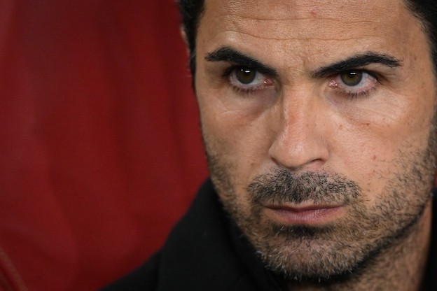 Arteta ricorda Sarri, il Telegraph lo critica perché non fa turnover e l’Arsenal non ne ha più