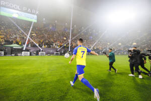 La prima partita di Ronaldo con l’Al-Nassr è stata posticipata di 24 ore per pioggia item-thumbnail