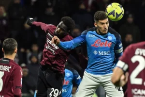 Anguissa dia Salernitana-Napoli
