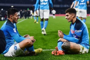 Napoli classe operaia esultanze tempo effettivo