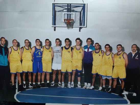 John Fultz a 52 anni venne a giocare in Serie D a Napoli, la sfida con Durant a San Giorgio del Sannio John Fultz a 52 anni venne a giocare in Serie D a Napoli, la sfida con Durant a San Giorgio del Sannio