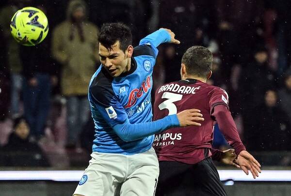 Lozano in Arabia, il Napoli può venderlo anche a meno di 30 milioni (Corrmezz)