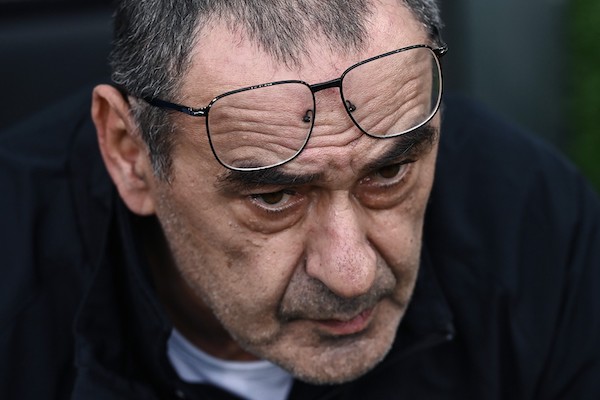 “Sarri vive uno dei momenti più difficili della sua vita non calcistica” (Pedullà)