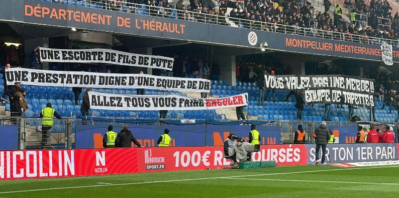La contestazione degli ultras del Montpellier: «Squadra di froci». Partita interrotta contro il Nantes