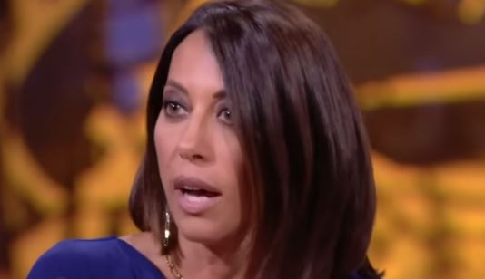 Nunzia De Girolamo: «Ho avances da tante donne. Alcuni feticisti dei piedi farebbero di tutto per me» Nunzia De Girolamo: «Ho avances da tante donne. Alcuni feticisti dei piedi farebbero di tutto per me»