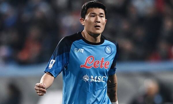 L’unico errore commesso dal Napoli è la clausola per Kim: un regalo alla Premier (Mundo Deportivo)