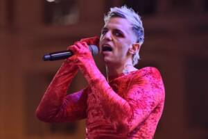Achille Lauro: «Prima di me a Sanremo i ragazzi stavano nelle gabbie» item-thumbnail