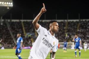 Vinicius, lo striscione razzista costa caro a sei tifosi del Maiorca: multa di 10mila euro item-thumbnail