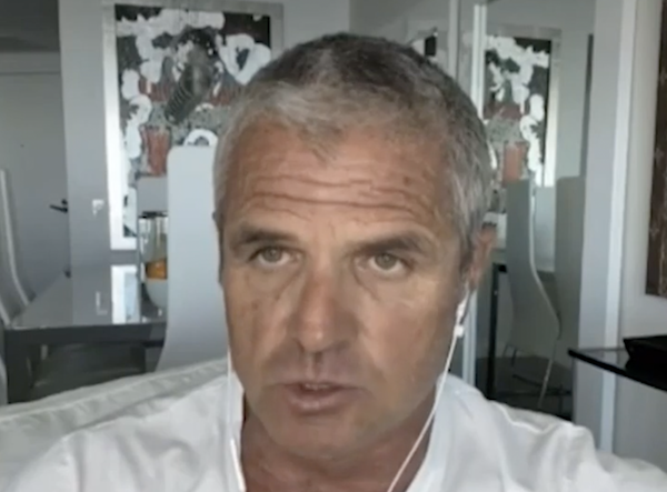 Brambati: «Maradona non lo potevi marcare neanche con tre Micoren» Brambati: «Maradona non lo potevi marcare neanche con tre Micoren»