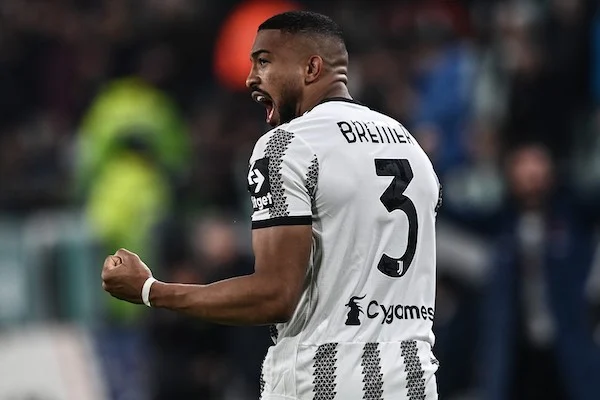 Il recupero di Bremer passa dalla tecnologia Nasa: il tapis roulant Alter G permette di allenarsi con una riduzione del peso corporeo pari all’80 % Il recupero di Bremer passa dalla tecnologia Nasa: il tapis roulant Alter G permette di allenarsi con una riduzione del peso corporeo pari all’80 %