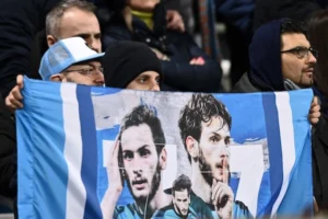 'O surdato 'nnammurato napoli Il Napoli ha più tifo in trasferta calcio