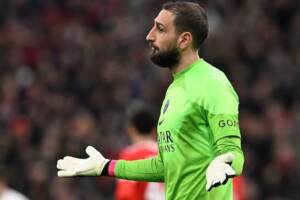 Psg, Luis Enrique non si fida dei piedi di Donnarumma (L’Equipe) item-thumbnail