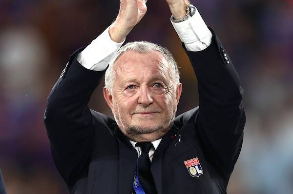 Aulas: «Il calcio è simile al cinema. Si fanno riunioni superficiali e i rischi sono permanenti» Aulas: «Il calcio è simile al cinema. Si fanno riunioni superficiali e i rischi sono permanenti»