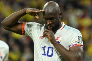 lukaku tripletta Napoli