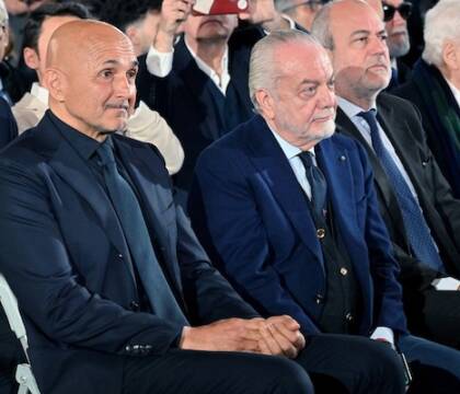 “Il Napoli ha vinto uno scudetto con Spalletti e De Laurentiis separati in casa” (Gazzetta) “Il Napoli ha vinto uno scudetto con Spalletti e De Laurentiis separati in casa” (Gazzetta)