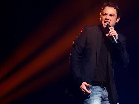 Tiziano Ferro: «In Italia siamo indietro su tutto: diritti civili, adozioni, depressione»