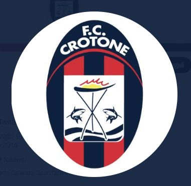 Crotone, quattro calciatori presi a sprangate mentre erano in spiaggia