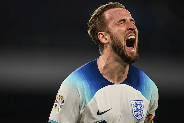 Kane genio, cecchino dal dischetto, ma la Premier dal 2018 non lo vota miglior giocatore (Times) Kane genio, cecchino dal dischetto, ma la Premier dal 2018 non lo vota miglior giocatore (Times)