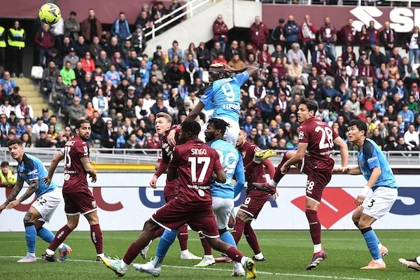 calci d'angolo Napoli