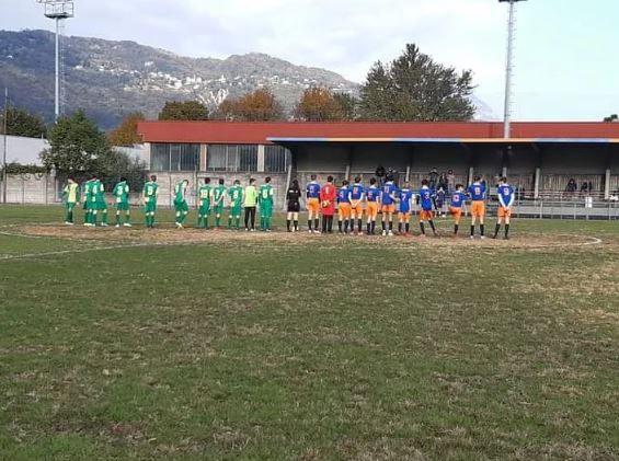 «Mi vergogno della violenza dei tifosi», in provincia di Lecco un sindaco chiude lo stadio al pubblico «Mi vergogno della violenza dei tifosi», in provincia di Lecco un sindaco chiude lo stadio al pubblico