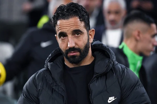 Lo United sempre più in crisi, Amorim sta gestendo un pre campionato impossibile (Guardian) Lo United sempre più in crisi, Amorim sta gestendo un pre campionato impossibile (Guardian)