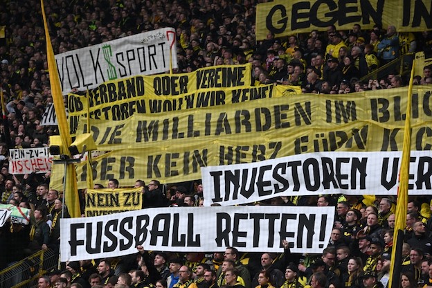 Anche la Bundesliga sta per cedere alla corte dei fondi, “ma i club sono ignoranti”