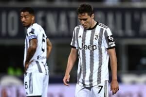 Chiesa, l’agente: «Non ha mai chiesto 8 milioni alla Juventus per il rinnovo» item-thumbnail