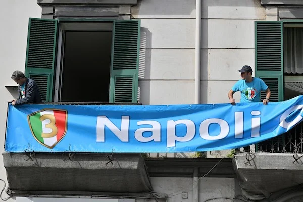 il prefetto di napoli sulla festa scudetto la magia si costruisce con i piedi per terra