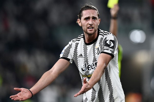 Rabiot per un anno è la conferma della debolezza della Juventus, un fallimento per il club (So Foot)