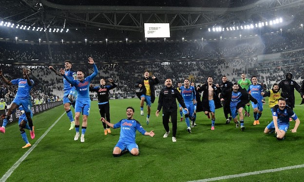 Il rinvio di Napoli-Salernitana può essere chiesto solo dal Prefetto (su richiesta di uno dei due club) Il rinvio di Napoli-Salernitana può essere chiesto solo dal Prefetto (su richiesta di uno dei due club)