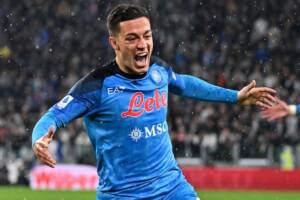 Napoli, Raspadori rinnova fino a giugno 2028 item-thumbnail
