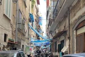 A Napoli cala il silenzio, la quiete prima della tempesta VIDEO item-thumbnail