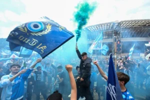 Napoli-Salernitana Maradona Monza nessun divieto di trasferta ai tifosi del Napoli