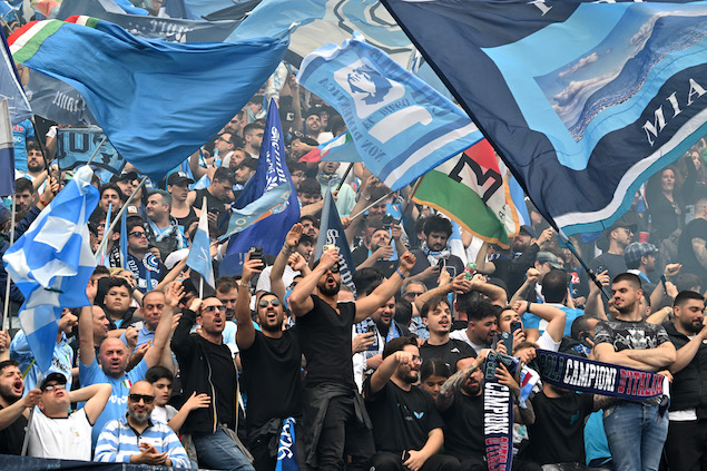 A Udine 12mila tifosi del Napoli, il prefetto: «Chiesti rinforzi. L’Udinese medierà con i suoi ultras»