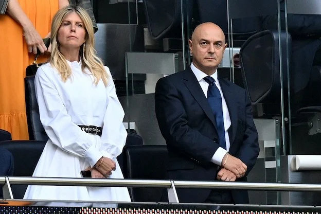 Terremoto al Tottenham: si è dimesso Levy. Era il presidente più longevo in Premier Terremoto al Tottenham: si è dimesso Levy. Era il presidente più longevo in Premier