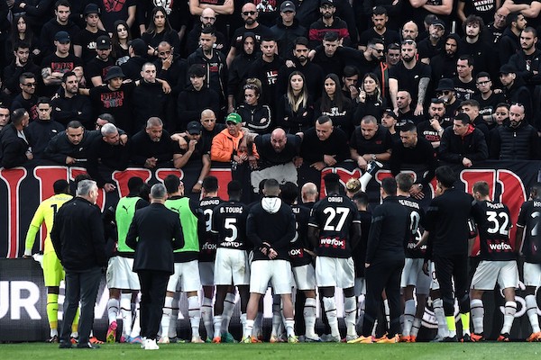 Gli ultras del Milan: «È stato un confronto pacifico volutamente travisato dai giornalisti»