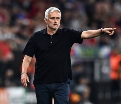 Mourinho: «È vero non sono umile, ho fatto tante imprese» Mourinho: «È vero non sono umile, ho fatto tante imprese»